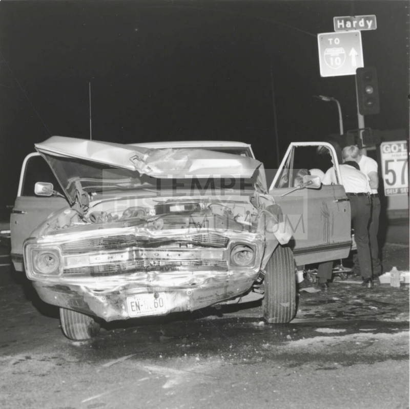 Car Broadsided - Tempe Daily News - November 3, 1977 - (3 of 3)