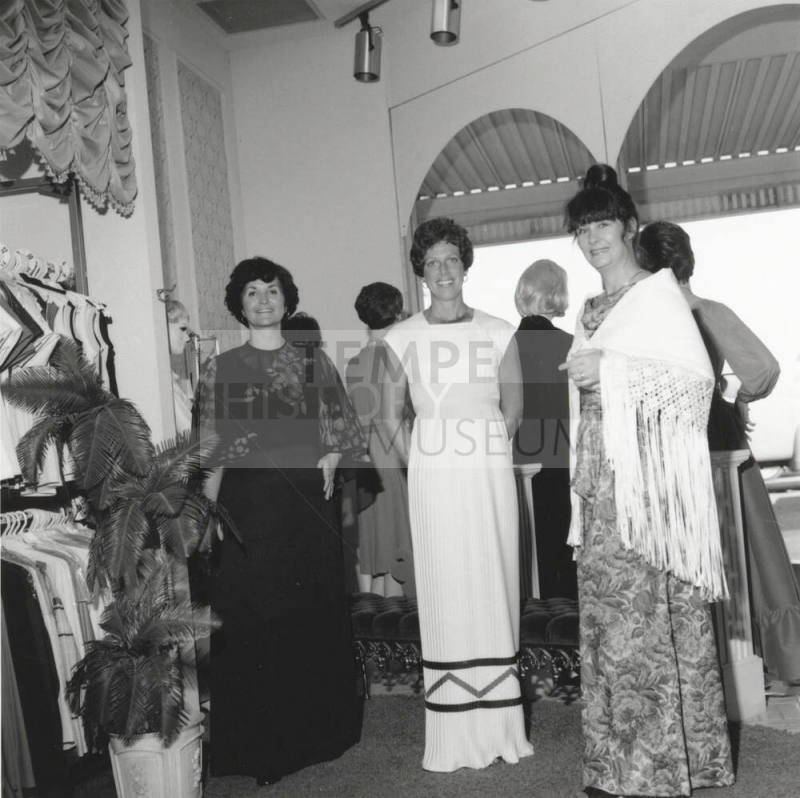 Holiday Dress-up - Tempe Daily News - November 5, 1977 - (2 of 2)