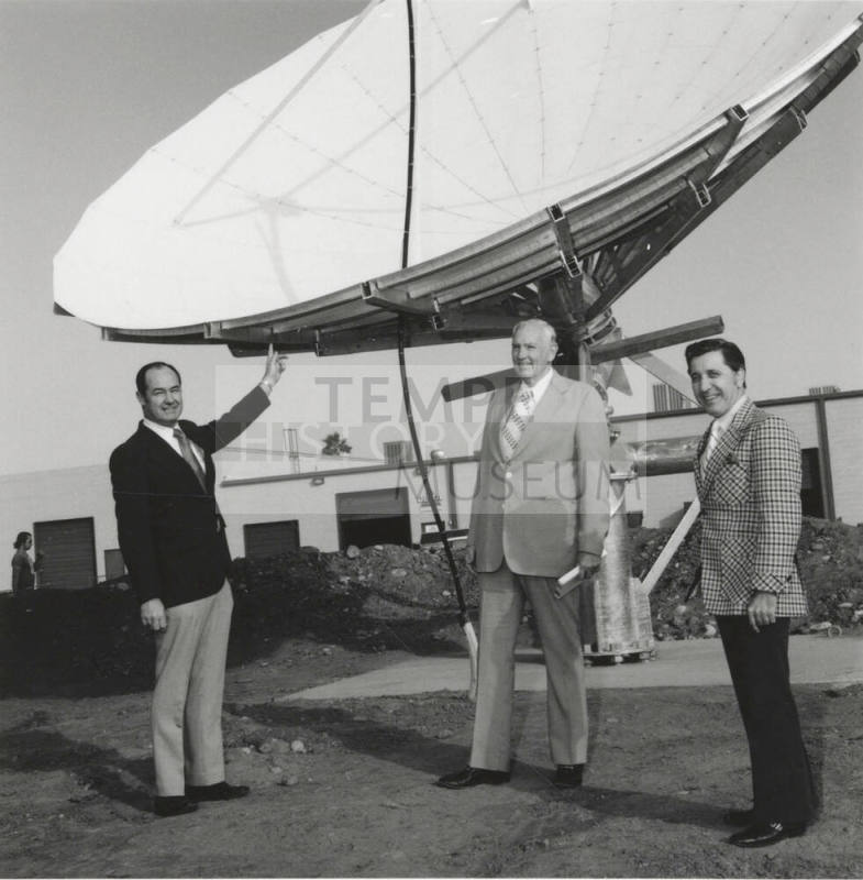 Cable Coming To Tempe - Tempe Daily News - November 1, 1977 (2 of 2)