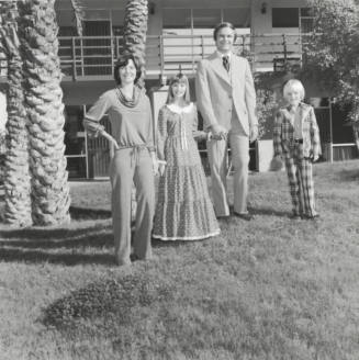 A Family Affair... - Tempe Daily News - November 17, 1977