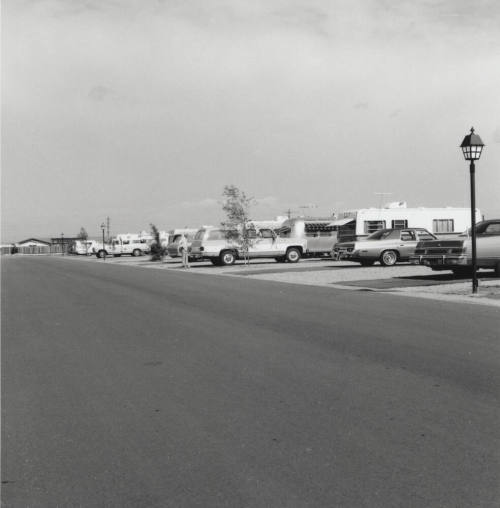 Travelers Paradise. - Tempe Daily News, November 10 1977