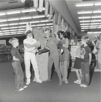 Bringing Books To Life, Tempe Daily News, November 18, 1977