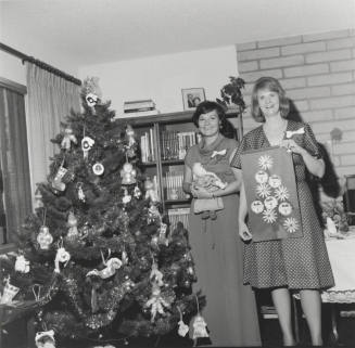 Christmas Bazarr - Tempe Daily News - November 22, 1977
