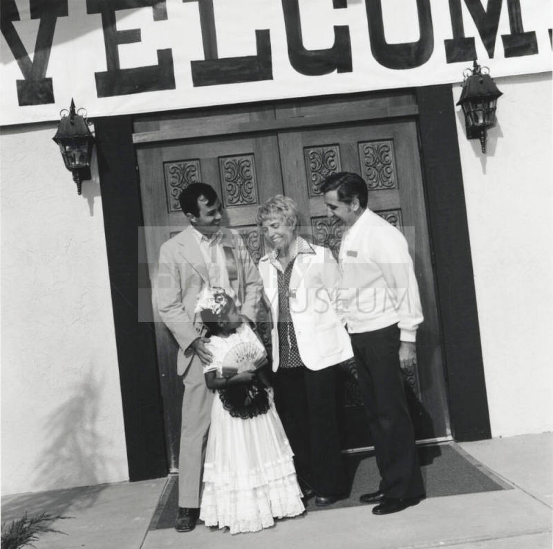 Welcome Visitors - Tempe Daily News - November 1977