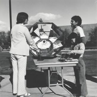 Unidentified Solar Collector Display - (3 of 3)