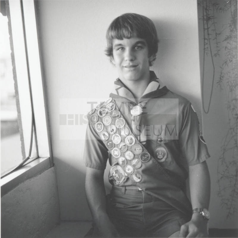 Eagle Scout Neal Replogle -Tempe Daily News - November 25, 1977