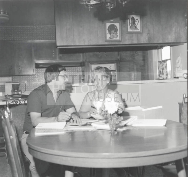 Making Up The Guest List, Tempe Daily News, Nov 30, 1977