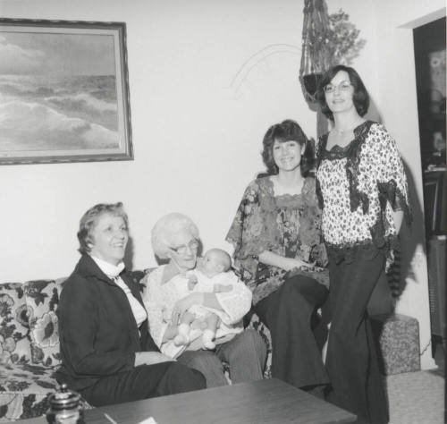 Five Generations, Tempe Daily News, Nov 29, 1977