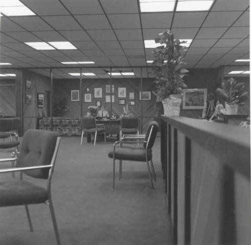New Bank In Town, Tempe Daily News, Nov 25, 1977