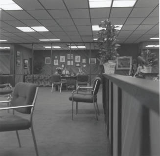 New Bank In Town, Tempe Daily News, Nov 25, 1977