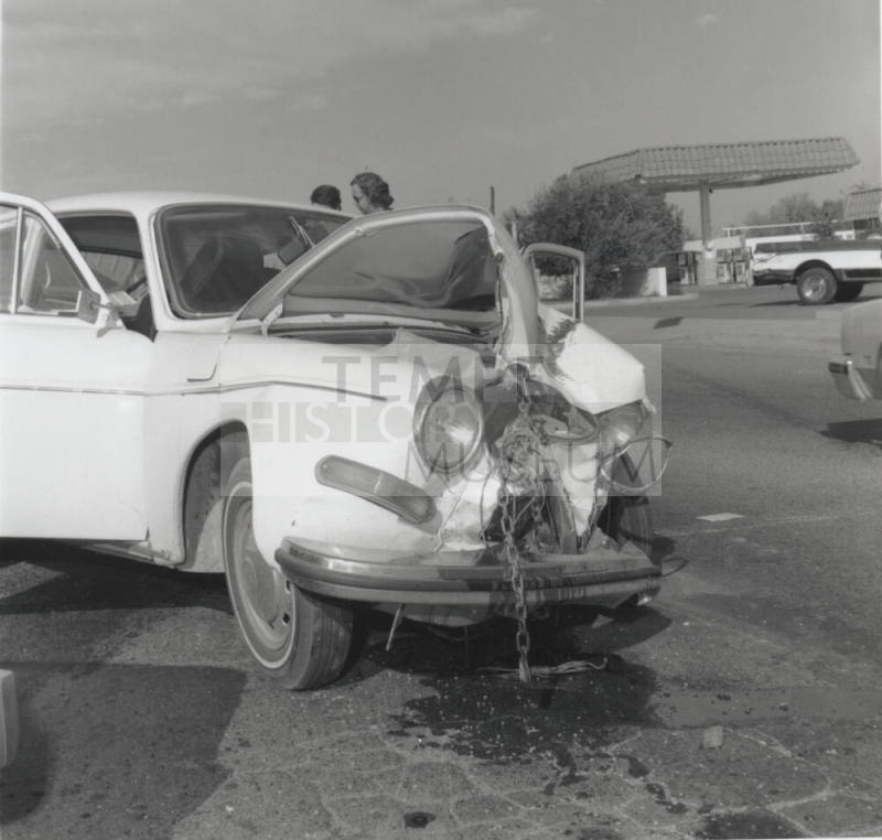 Three-Car Accident, Tempe Daily News, Nov 29 1977