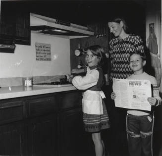 Cooking up A Safety. - Tempe Daily News, December 2 1977