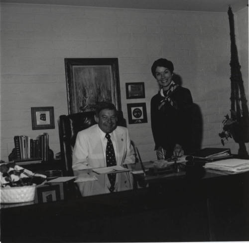Inside the Office. - November 1977