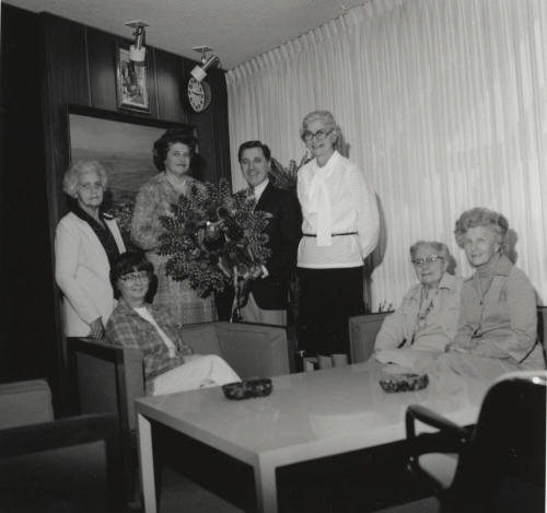Wreath for City Hall. - Tempe Daily News, December 5 1977