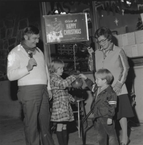 Learning To Share Early. - Tempe Daily News, December 12 1977