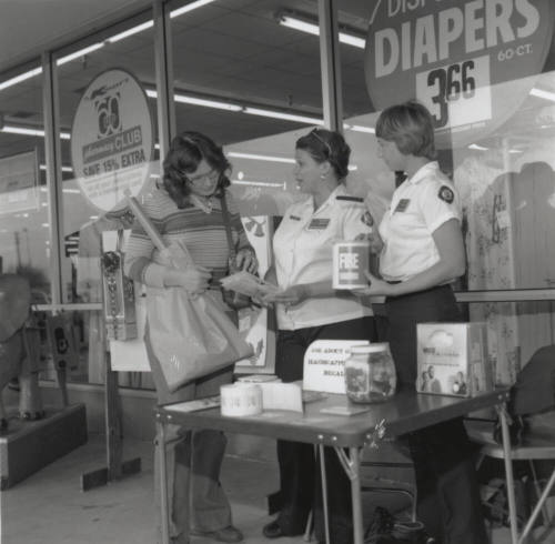 Give A Safe New Year. - December 12 1977