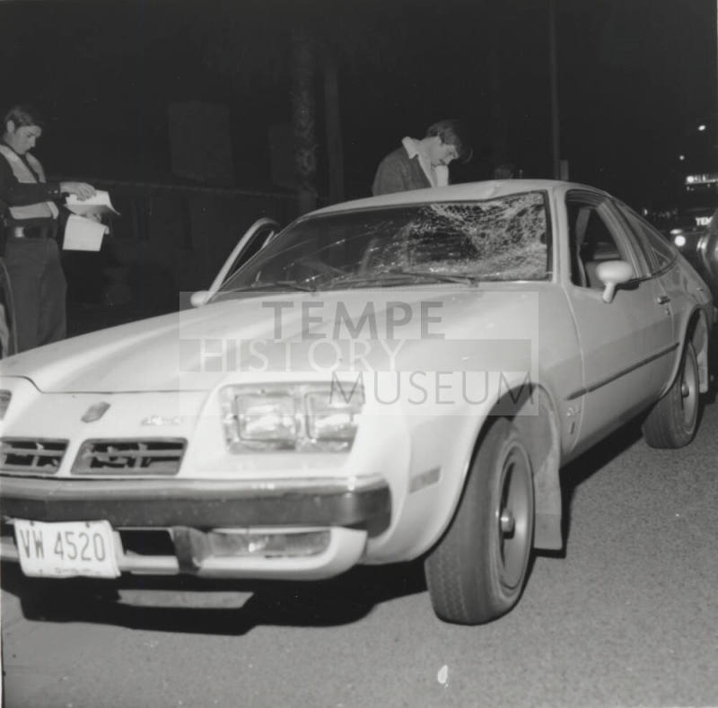 Holiday wreck. - December 1977