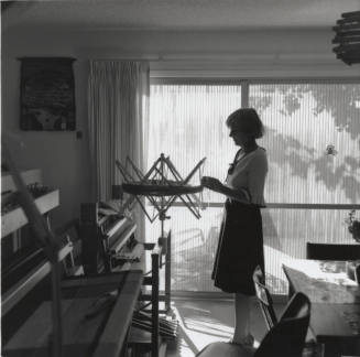 World of Weaving, Tempe Daily News, Dec 17 1977