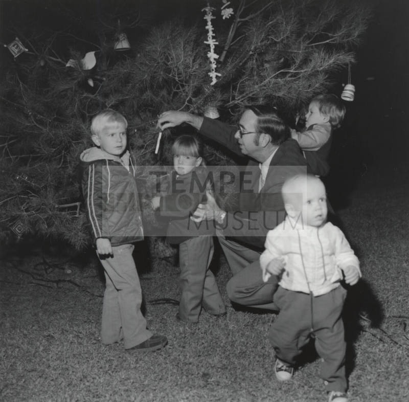 Tiniest Tree Trimmers - Tempe Daily News 12/14/1977