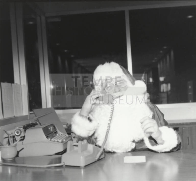 Santa Calling! - Tempe Daily News 12/13/1977