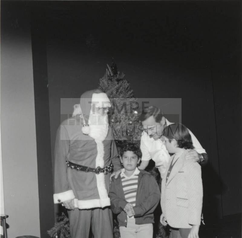 Who's The Greatest? - Tempe Daily News 12/23/77
