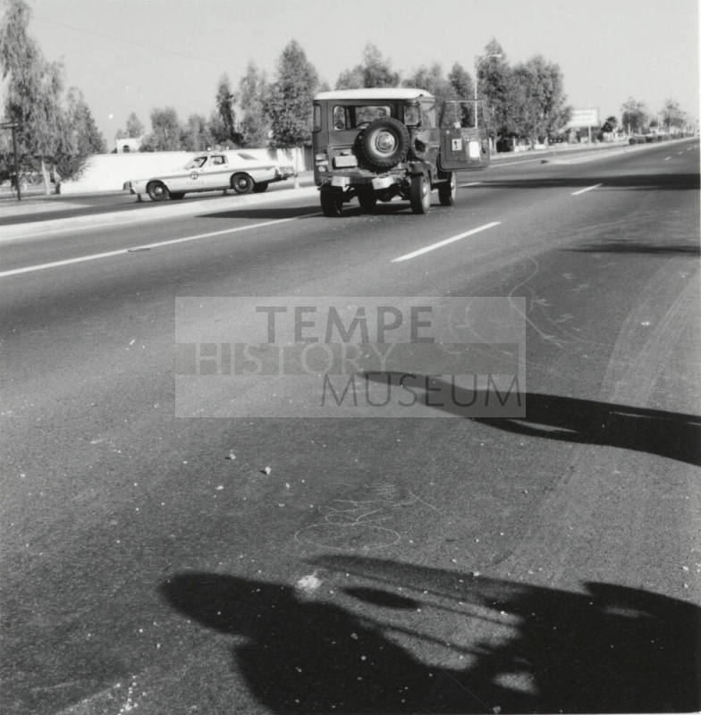 Child Dies Sunday - Tempe Daily News 12/27/1977