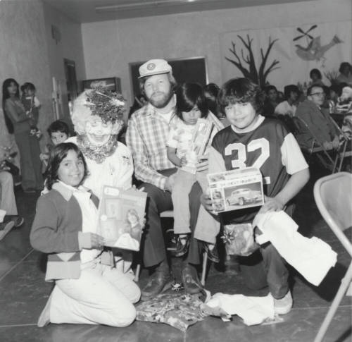 Subbing For Santa - Tempe Daily News 12/21/1977
