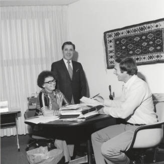 The Race Begins - Tempe Daily News 12/28/1977