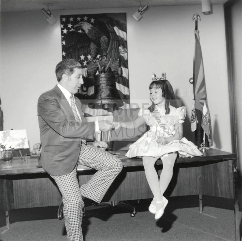 Meeting the Mayor, Tempe Daily News, Jan 1978
