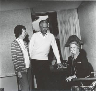 Sharing Flying Adventures - Tempe Daily News - January 21, 1978