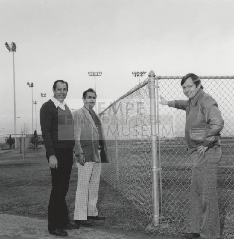 Fencing 'Em in - Tempe Daily News - January ??, 1978