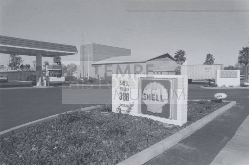 Shell Gasoline Station - 2000 South Mill Avenue, Tempe, Arizona