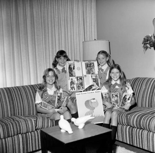 All Set For Cookie Sales-Tempe Daily News-Tuesday, January 31, 1978