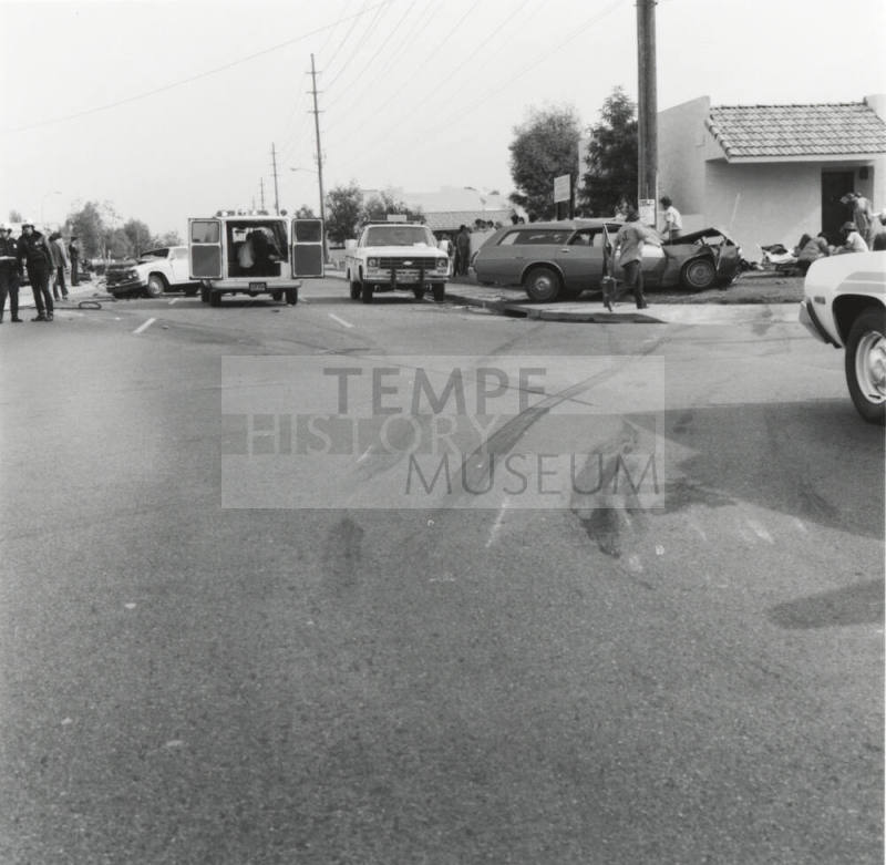 Scene of a multiple car accident (1 of 11)