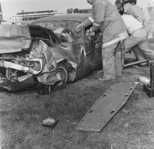 Scene of a multiple car accident (3 of 11)