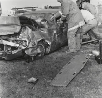 Scene of a multiple car accident (3 of 11)