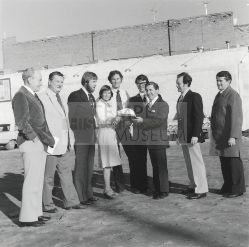 Mayor LoPiano's signing off. - January 1978