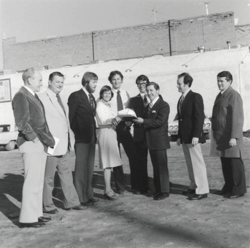 Mayor LoPiano's signing off. - January 1978