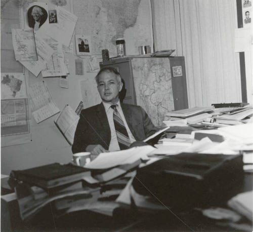 Pondering the Panama. - Tempe Daily News, Febuary 9 1978