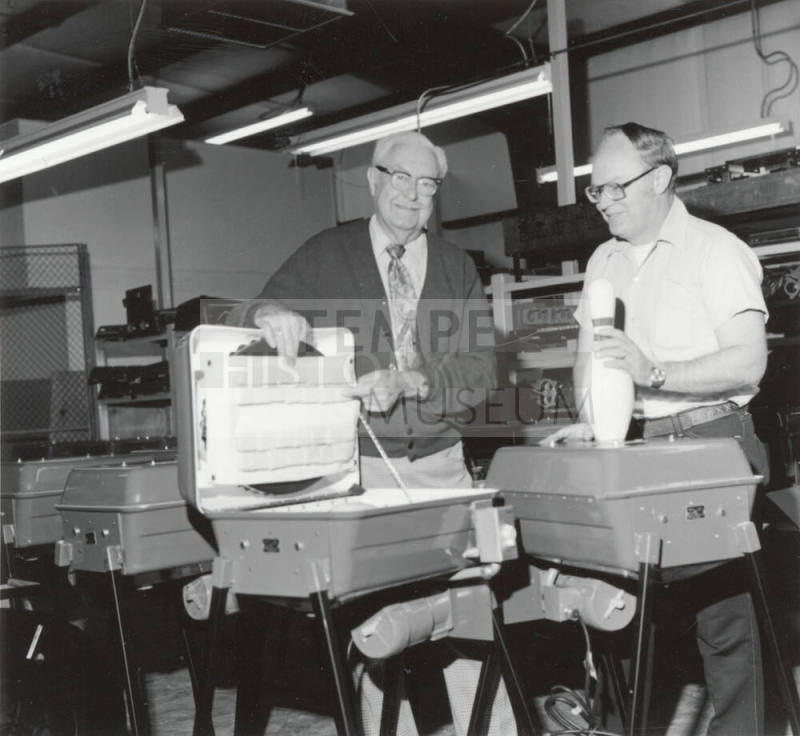 'Cleaning Up' With a New Product. - Tempe Daily News, Febuary 8 1978