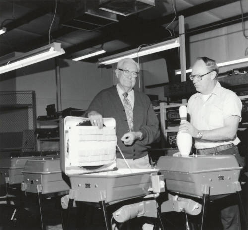 'Cleaning Up' With a New Product. - Tempe Daily News, Febuary 8 1978