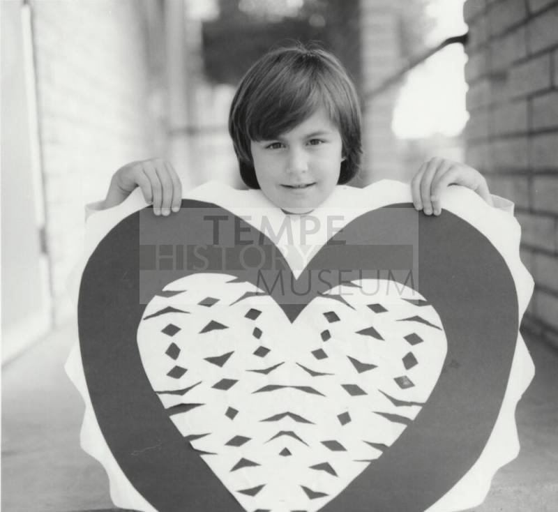 Ain't She Sweet? - Tempe Daily News, Febuary 10 1978