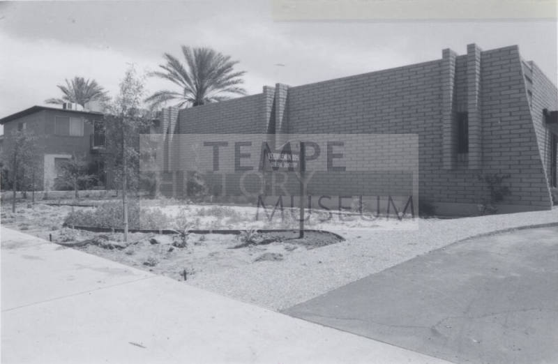 V.S. Eddlemon, D.D.S. General Dentistry - 2211 South Mill Avenue, Tempe, Arizona