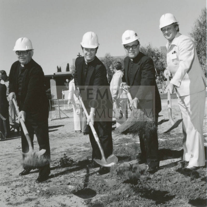 Digging In - Tempe Daily News - February 25, 1978 - (1 of 2)