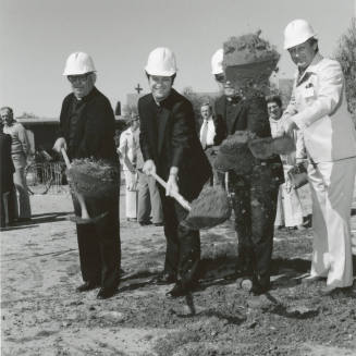 Digging In - Tempe Daily News - February 25, 1978 - (2 of 2)