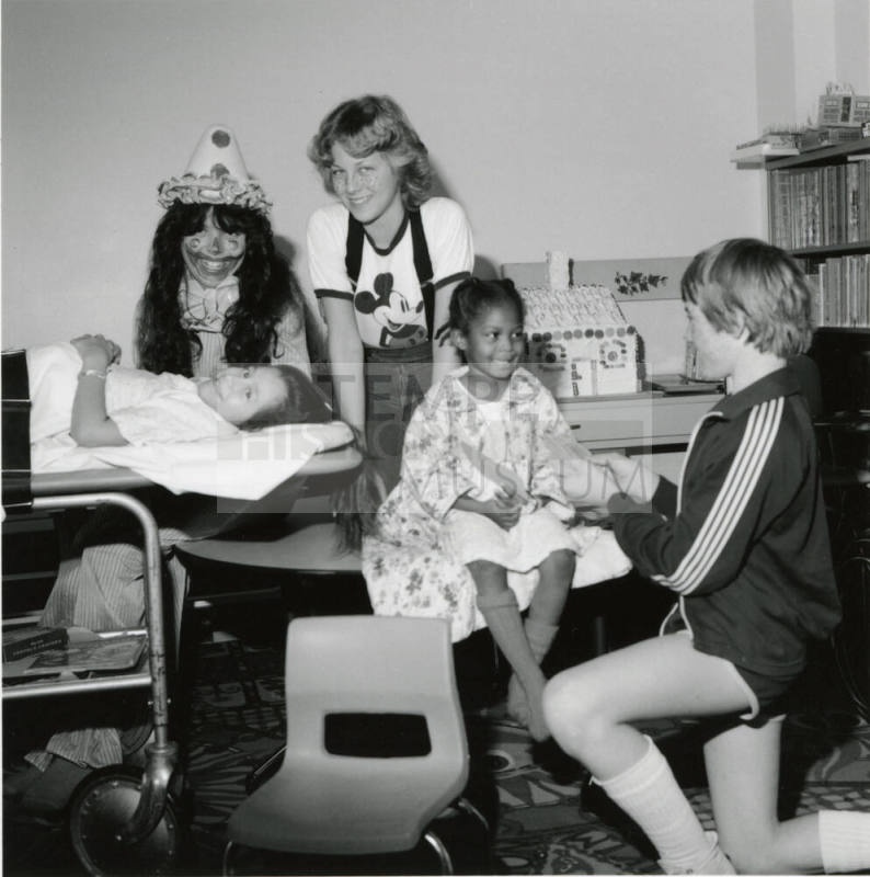 Making Them Smile - Tempe Daily News - February 24, 1978 - (1 of 2)