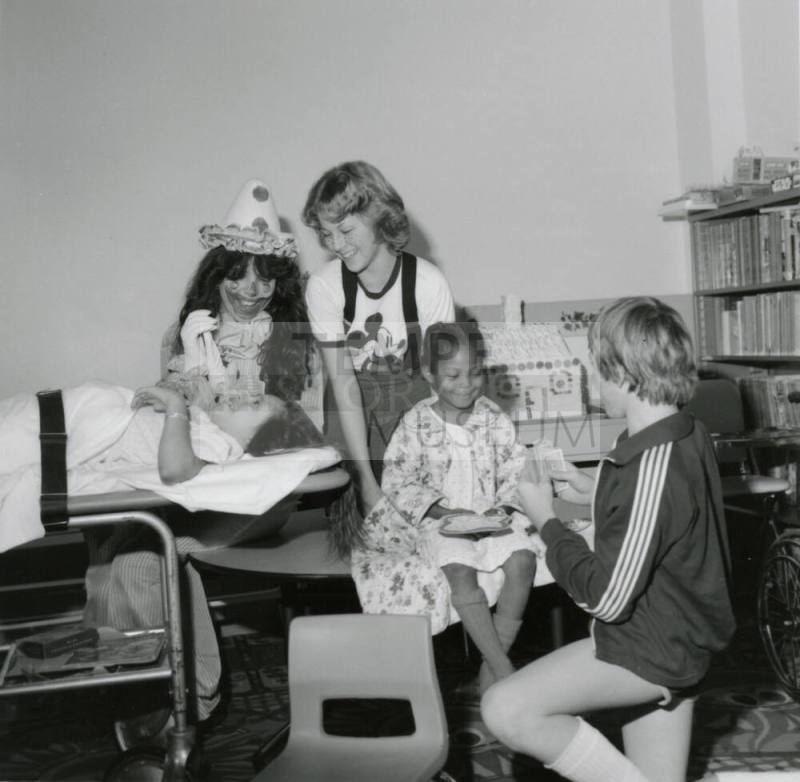 Making Them Smile - Tempe Daily News - February 24, 1978 - (2 of 2)
