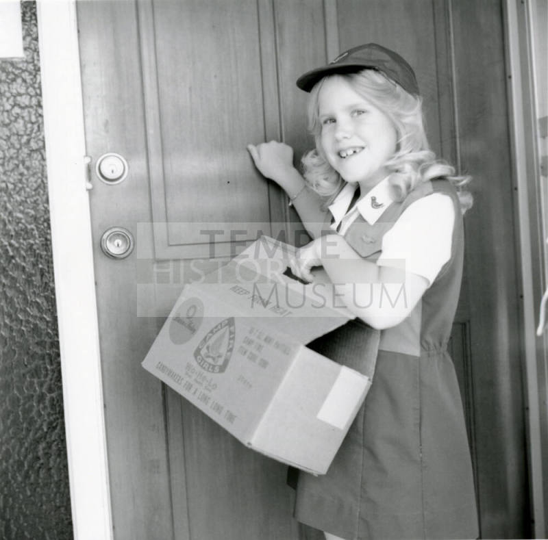 Super Salesgirl - Tempe Daily News - March 9, 1978