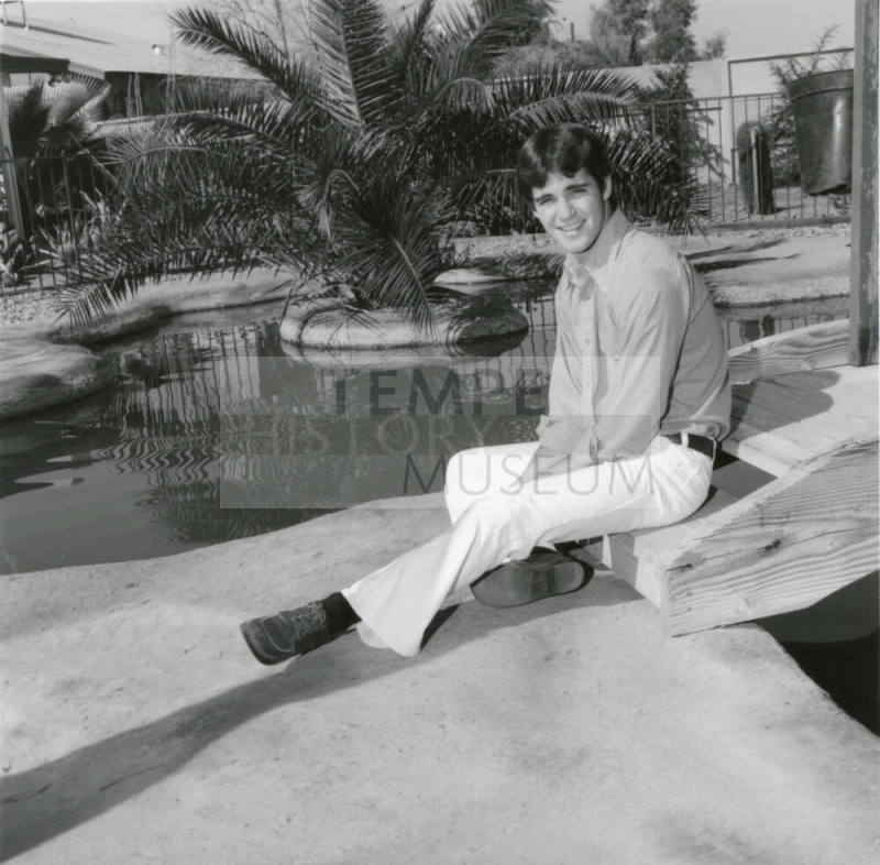 Making Progress - Tempe Daily News - Friday, March 3, 1978