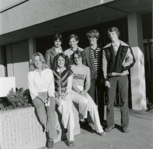 Learning Well - Tempe Daily News - Monday, February 27, 1978